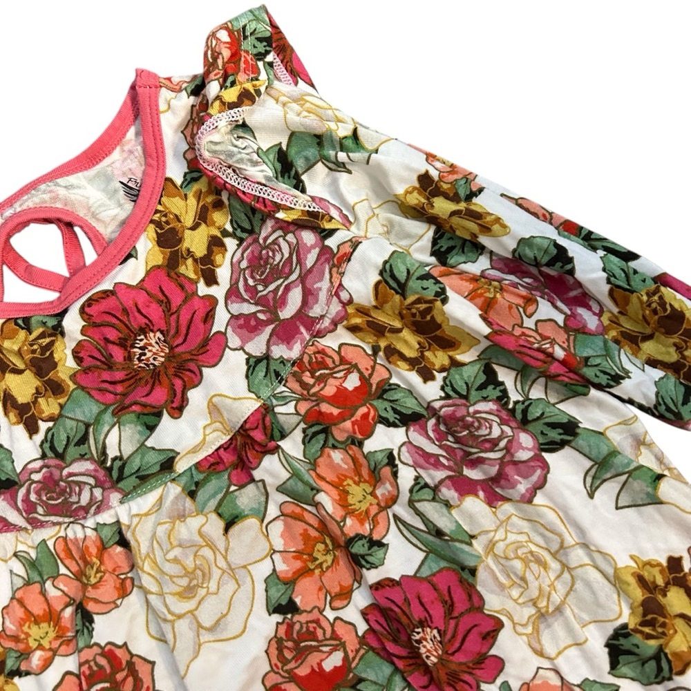 Free Birdees Dress - Picture 2 of 3